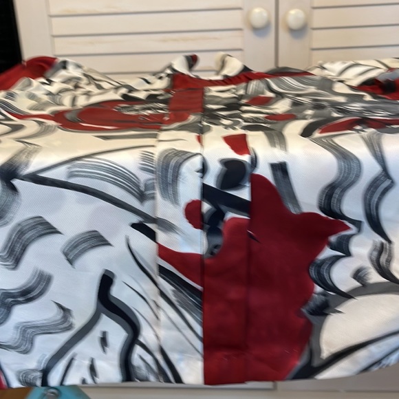 Designer Silk Blouse - Picture 3 of 8